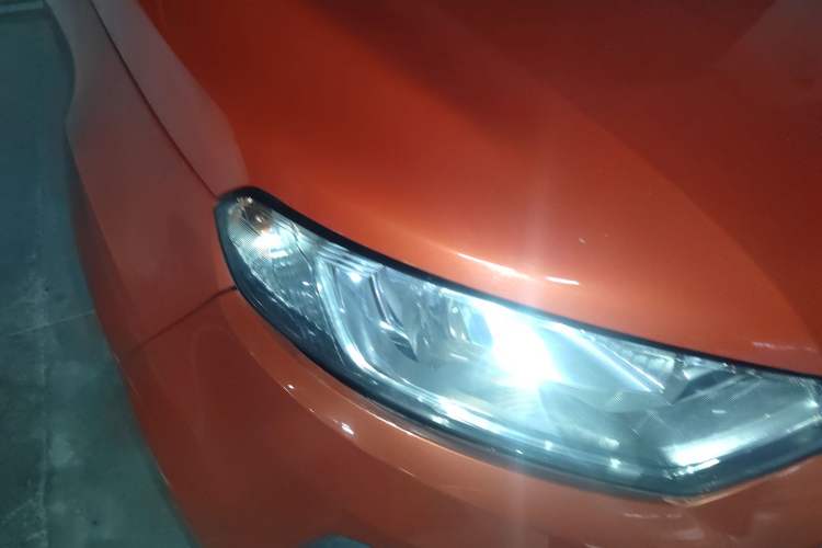 Used Ford EcoSport 2013 1.5L Automatic Prestige Model Right Front Headlight