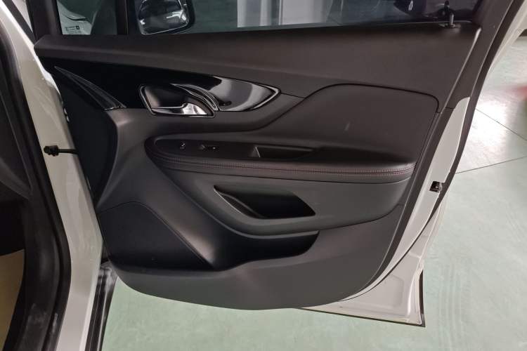 Used Buick Encore 2017 18T Automatic All-Wheel-Drive Flagship Model