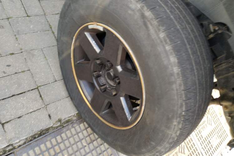 Used BAIC Off-Road BJ40 2014 2.4L Manual Cross-Country Edition Right Front Wheel Hub