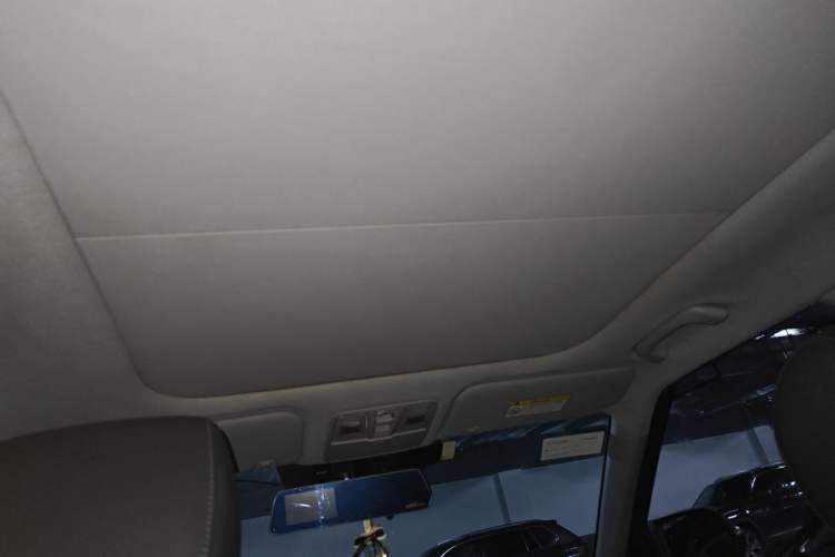 Used Hyundai ix25 2015 2.0L Automatic 4x4 Deluxe DLX