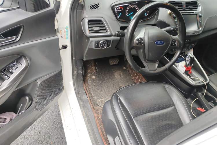 Used Ford Escort 2017 Happiness Edition 1.5L Automatic Fashion Version
