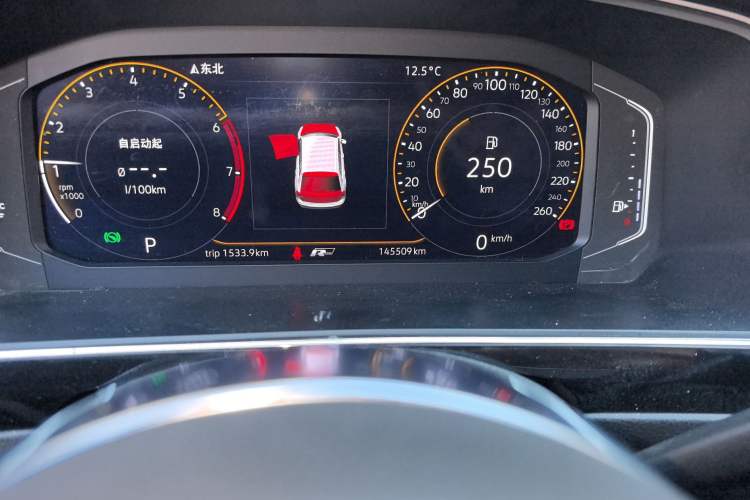 Used Volkswagen Tiguan L 2019 330TSI Automatic Two-Wheel Drive R-Line Flagship Model China VI Standard Odometer Close Up