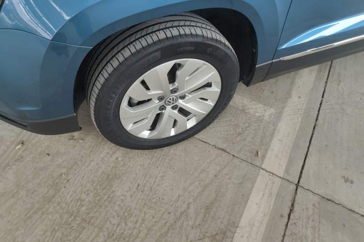 Used Volkswagen Tharu 2019 280TSI Two-Wheel Drive Comfort Edition China VI Standard Left Front Wheel Hub