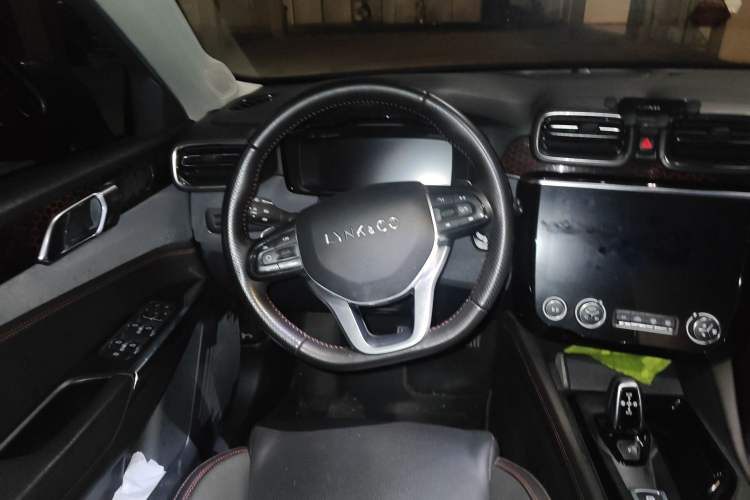 Used Lynk & Co 02 2019 High-Energy Edition 2.0T Automatic Two-Wheel Drive Rugged Version China VI Standard
