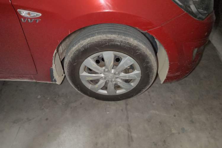 Used Hyundai Verna (older generation) 2010 Sedan 1.4L Automatic Comfort Model GS
