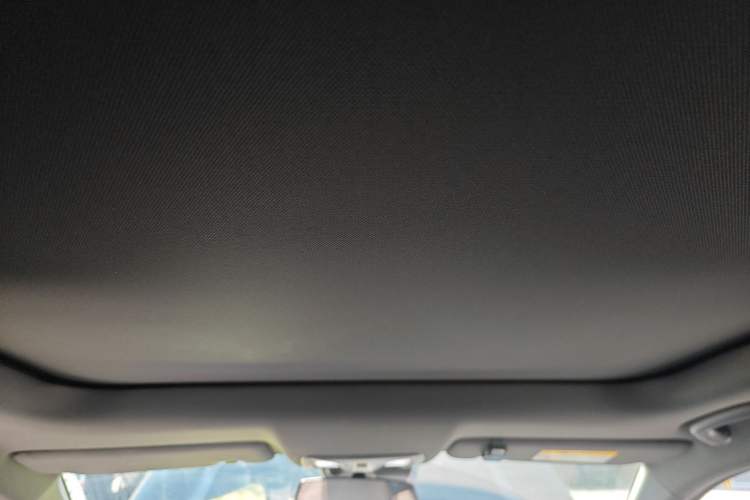 Used CHANGAN UNI-V 2022 1.5T Prestige Version