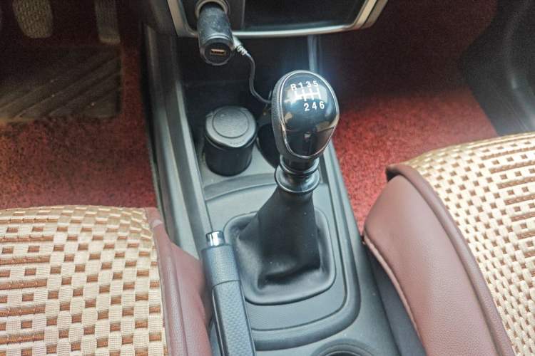 Used SsangYong Korando 2013 2.0L Gasoline Two-Wheel Drive Manual Comfort Edition