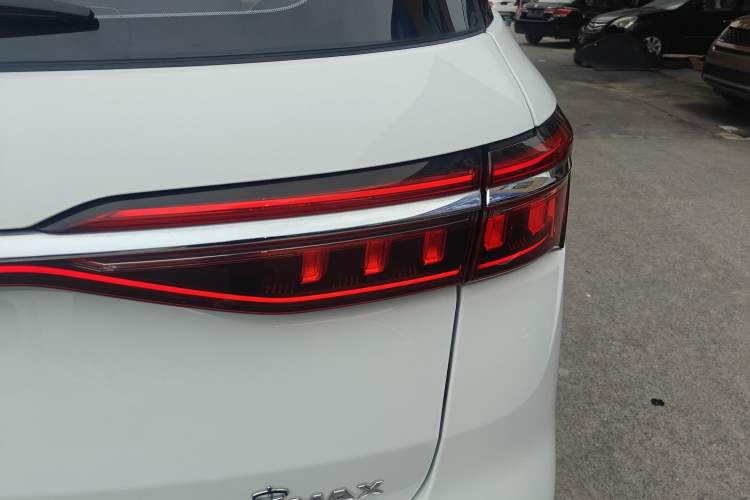 Used BYD Song MAX 2021 Upgraded Model 1.5T Automatic Luxury 6-Seater
