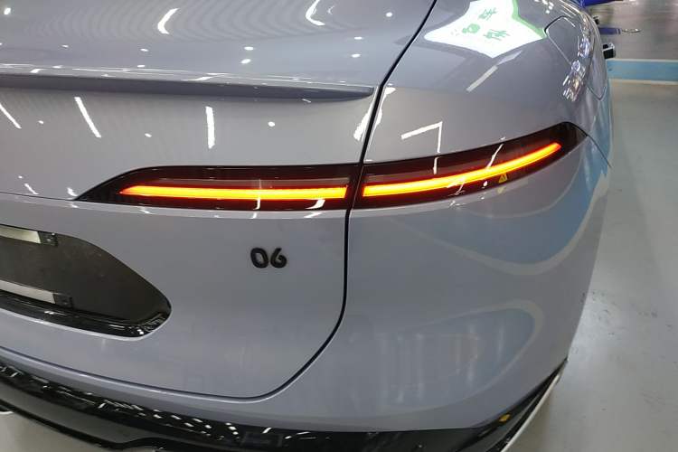 Used Avatr 06 2025 Max Extended-Range Edition
