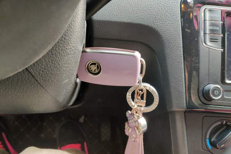 Used Skoda Rapid Spaceback 2014 1.6L Automatic Enjoyment Edition
