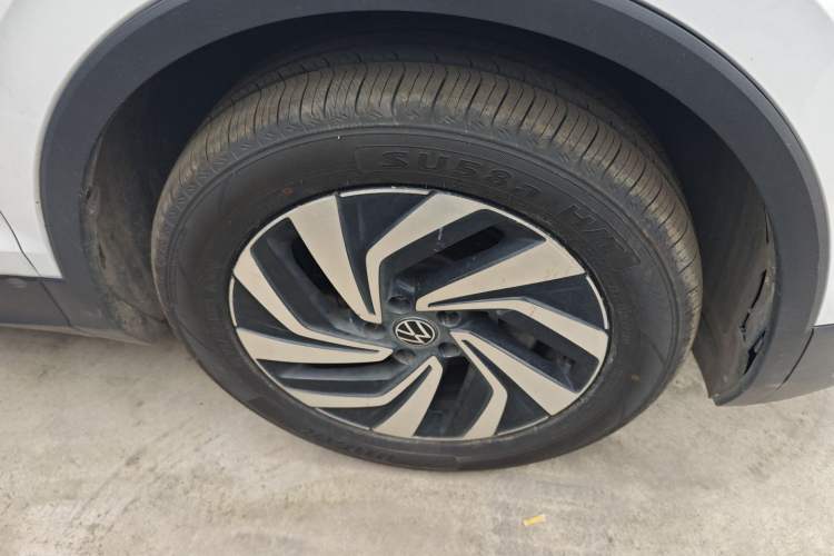 Used Volkswagen Tiguan L 2023 300TSI Automatic Two-Wheel Drive Smart Edition
