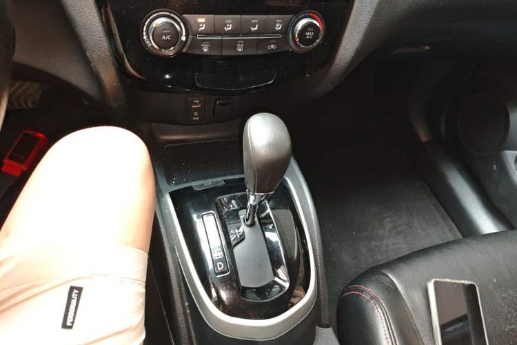 Used Nissan Qashqai 2016 2.0L CVT Elite Edition