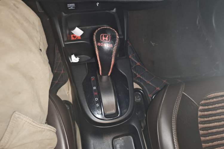 Used Honda Fit 2016 1.5L LX CVT Comfort Model
