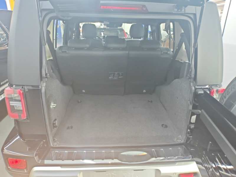 Used BAIC Off-Road BJ40 2023 2.0T Automatic Four-Wheel Drive Urban Hunter Edition Chivalrous Type — 18