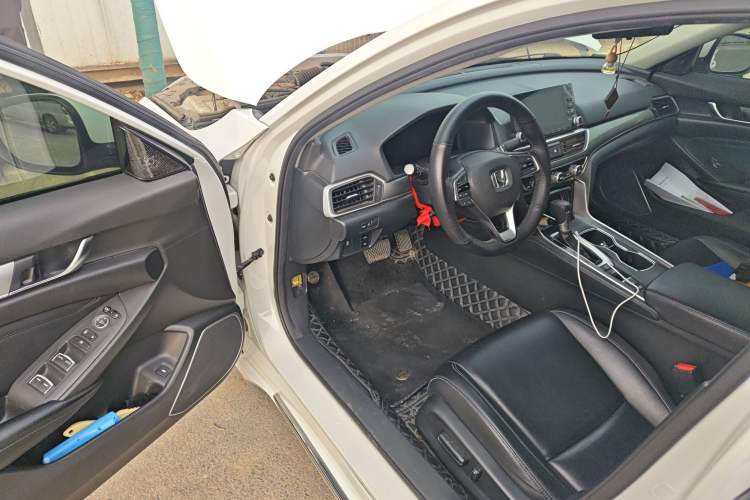Used Honda Accord 2018 260TURBO Elite Edition China VI Driver Seat