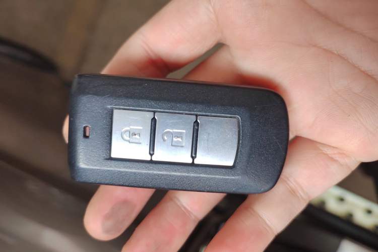 Used Mitsubishi ASX 2016 2.0L CVT Two-Wheel Drive Navigation Edition