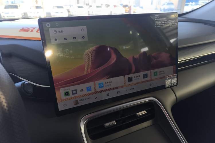 Used Geely Galaxy L6 2025 EM-i 140km Long-Range Version
