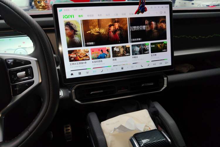 Used JETOUR Traveler C-DM 2024 C-DM 129KM Linye Edition Audio And AC Panel