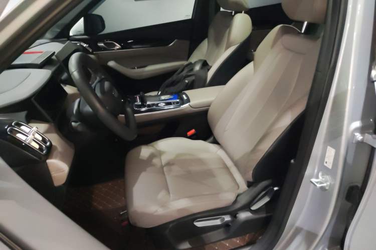 Used Geely Auto FX11 2025 4th Generation 1.5TD DCT – Setting Sail
