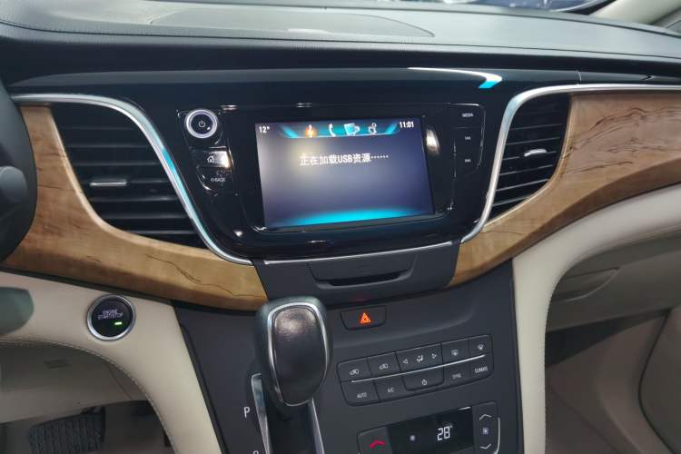 Used Buick GL8 2018 ES 28T Comfort Model China VI Standard
