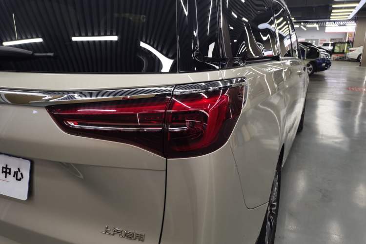 Used Buick GL8 2022 ES Landtrek 653T Flagship Model
