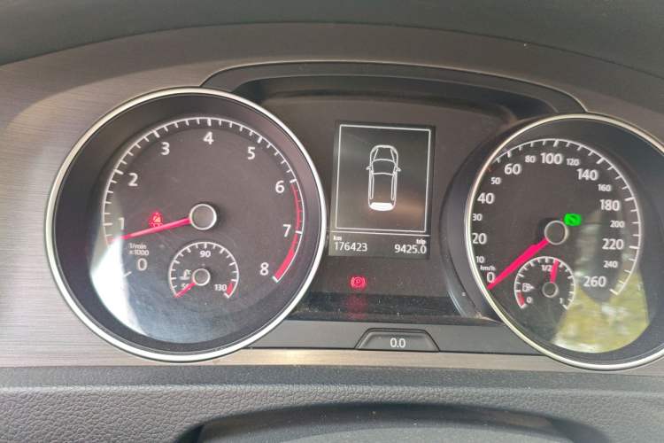 Used Volkswagen Golf 2014 1.4TSI Automatic Comfort Model
