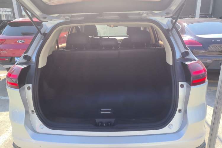 Used Geely Auto Emgrand X7 Sport 2018 1.8TD Automatic Two-Wheel Drive Zhiya Model