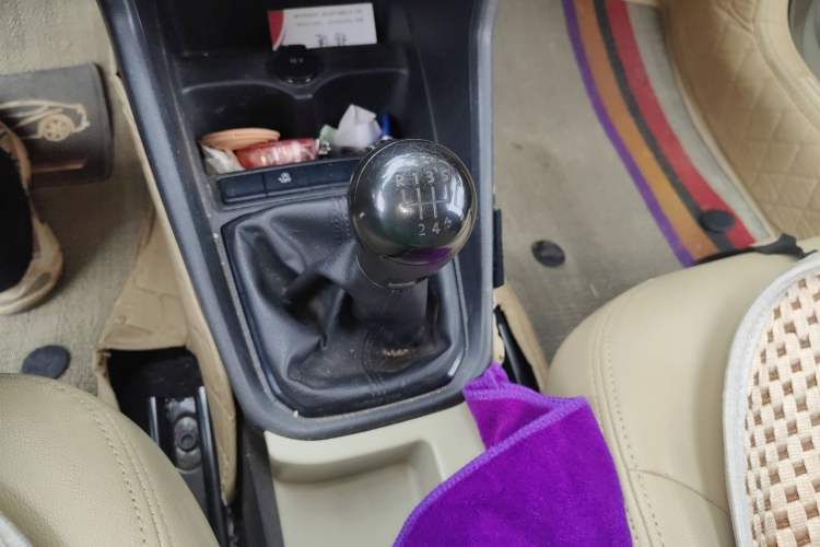 Used Volkswagen Santana 2021 1.5L Manual Fashion Edition Gear Lever