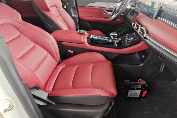 Used JETOUR X70 PLUS 2021 1.6T DCT Base 5-Seater
