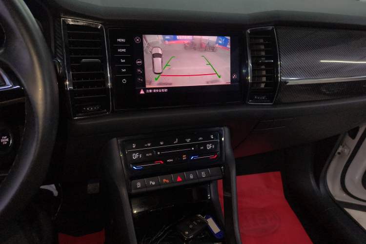 Used Skoda Kodiaq GT 2019 TSI330 Two-Wheel-Drive Luxury Edition China VI Standard Audio And AC Panel