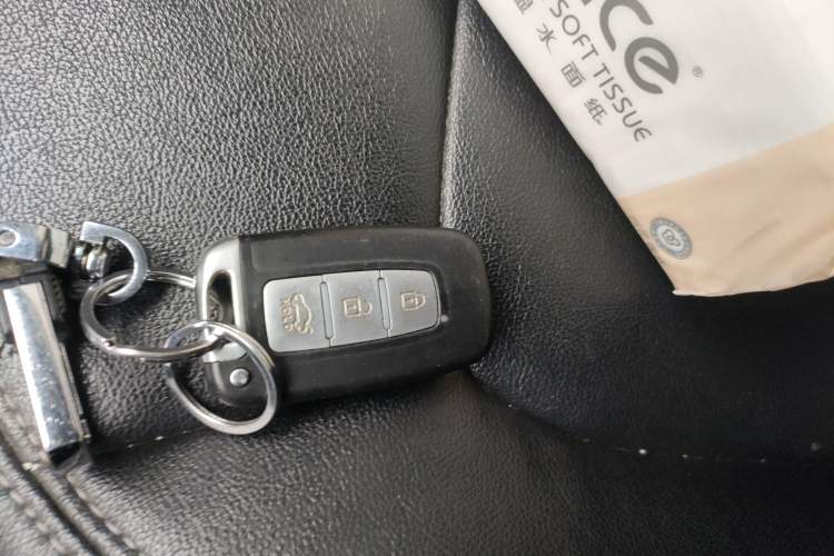 Used Kia Sportage R 2014 2.0L Automatic Two-Wheel Drive GLS Trim
