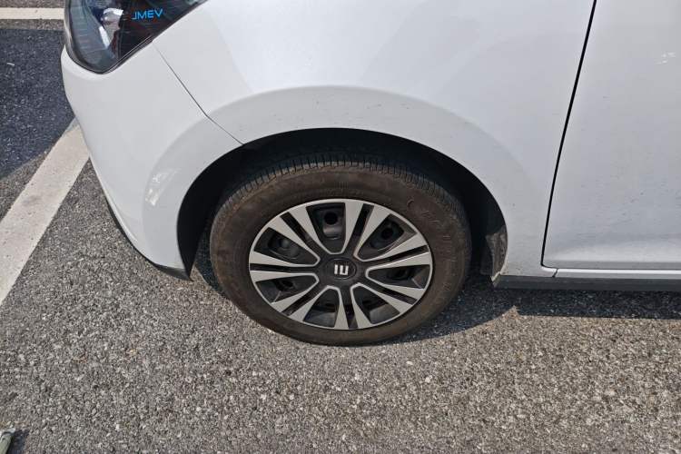 Used JMEV Xiao Qilin 2023 Joyful Edition 201km Comfort Model Exterior 4