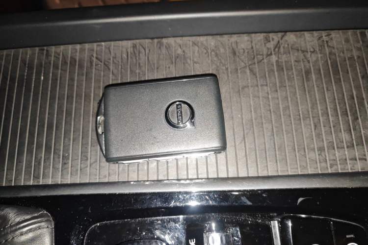 Used Volvo XC60 2018 T4 Zhiyi Edition