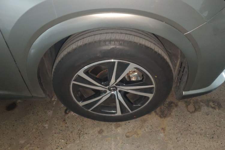 Used Lexus RX 2023 350h Two-Wheel Drive Enjoyment Version Right Front Wheel Hub