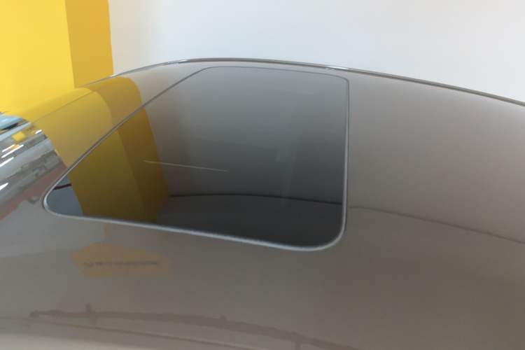 Used Buick GT 2017 15N Automatic Deluxe Edition Roof