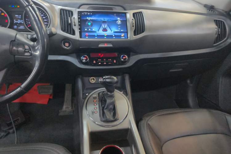 Used Kia Sportage R 2015 2.0L Automatic Two-Wheel Drive DLX Model Audio And AC Panel