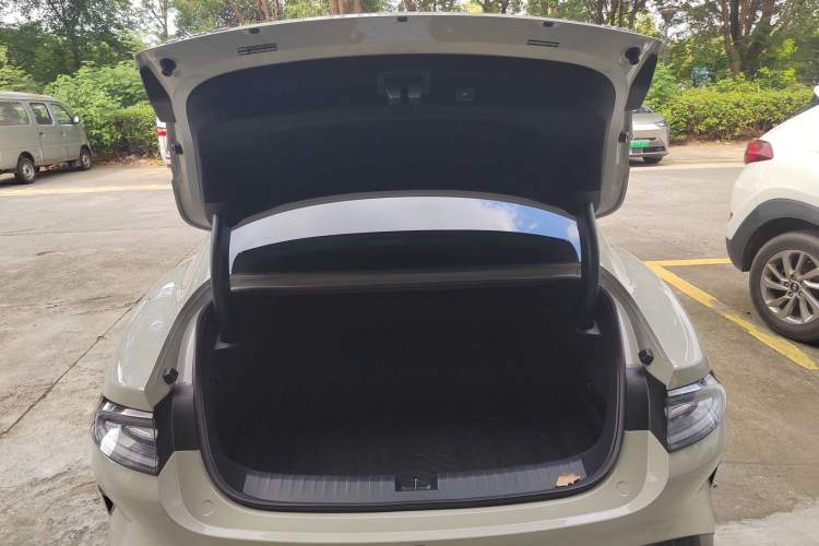 Used Xiaomi Auto SU7 2024 Rear-Drive Ultra-Long Range Advanced Pro-Level Intelligent Driving Version