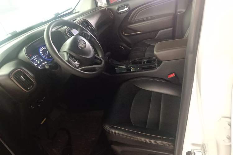 Used GAC Trumpchi GS3 2017 200T Automatic Luxury Edition Left Front Seat