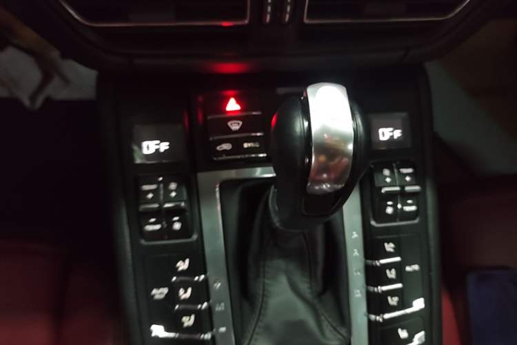Used Porsche Macan 2018 Macan 2.0T
