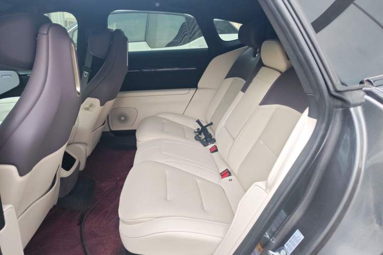 Used Avatr 12 2024 700 Three-Laser Rear-Wheel Drive Luxury Edition
