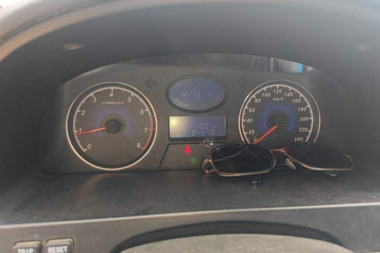 Used Geely Auto Classic Emgrand 2013 Sedan 1.5L Manual Entry-Level Model
