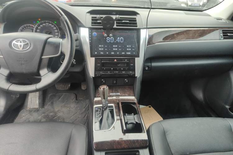 Used Toyota Camry 2016 2.0G 10th Anniversary Leading Edition