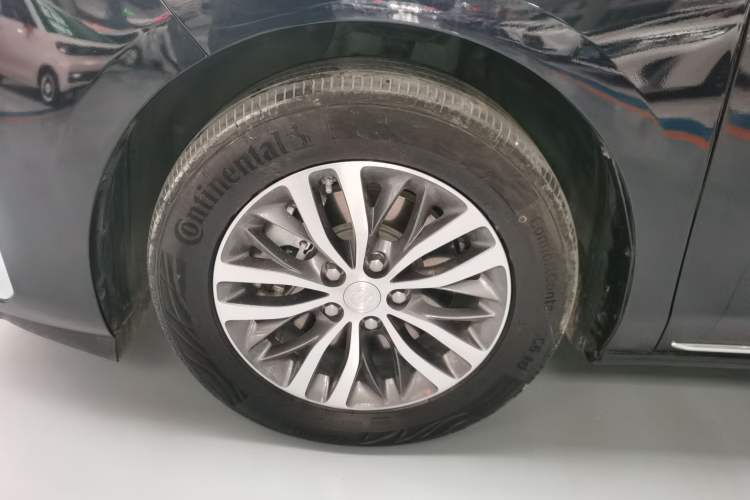 Used Buick GL8 2023 ES Lu Zun Comfort Model
