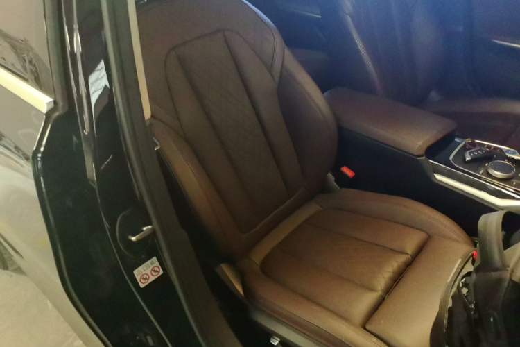 Used BMW i3 2022 eDrive 35 L