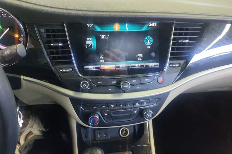 Used Buick Verano 2015 Sedan 15S Automatic Leading Model Audio And AC Panel