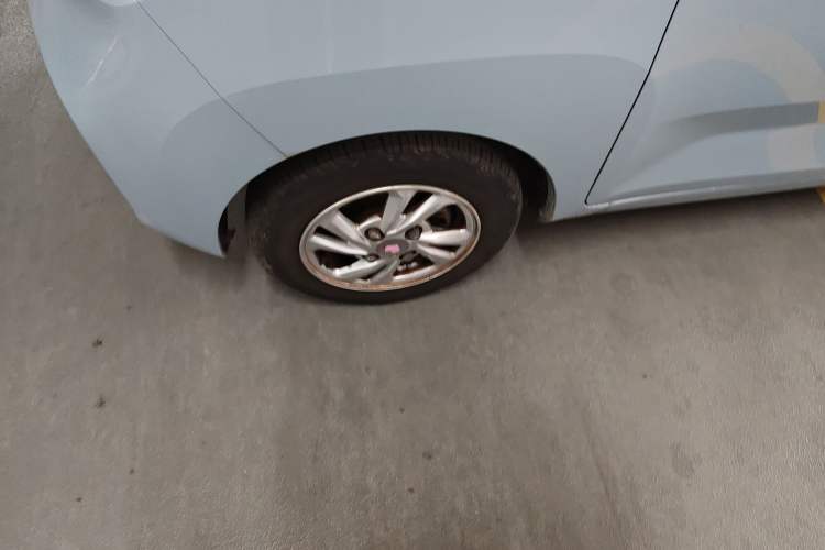 Used Wuling Hongguang MINIEV 2020 Freedom Version Lithium Iron Phosphate Left Front Wheel Hub