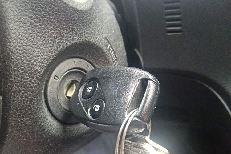 Used Honda Fit 2011 1.3L automatic comfort version
