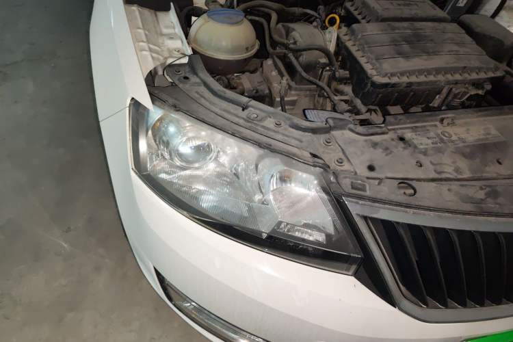 Used Skoda Rapid Spaceback 2016 Revised 1.6L Manual Chuanxing Edition
