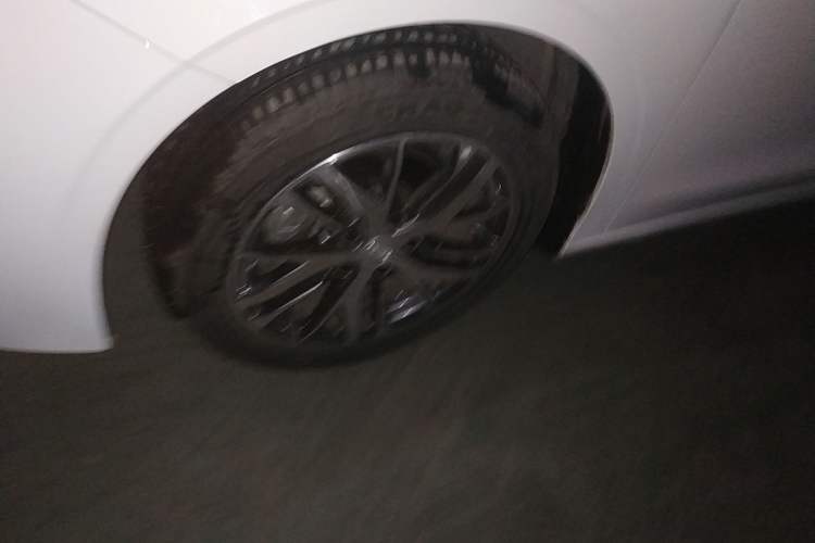 Used Geely Auto Emgrand 2026 Model 4th Generation 4 Millionth Anniversary Edition 1.5L CVT Overdrive Edition
