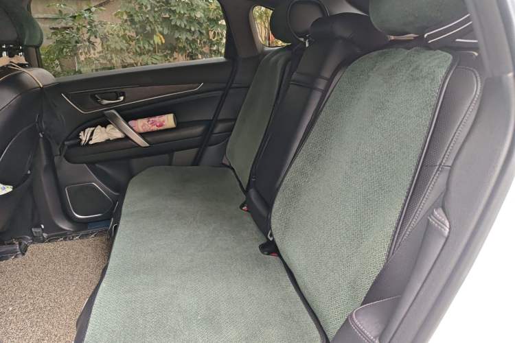 Used Honda UR-V 2017 240TURBO Two-Wheel Drive Luxury Edition China VI Left Rear Seat